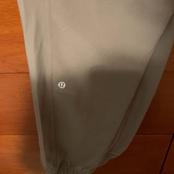 ❌SOLD❌Lululemon Adapted State High Rise Jogger - Picture 9 of 9
